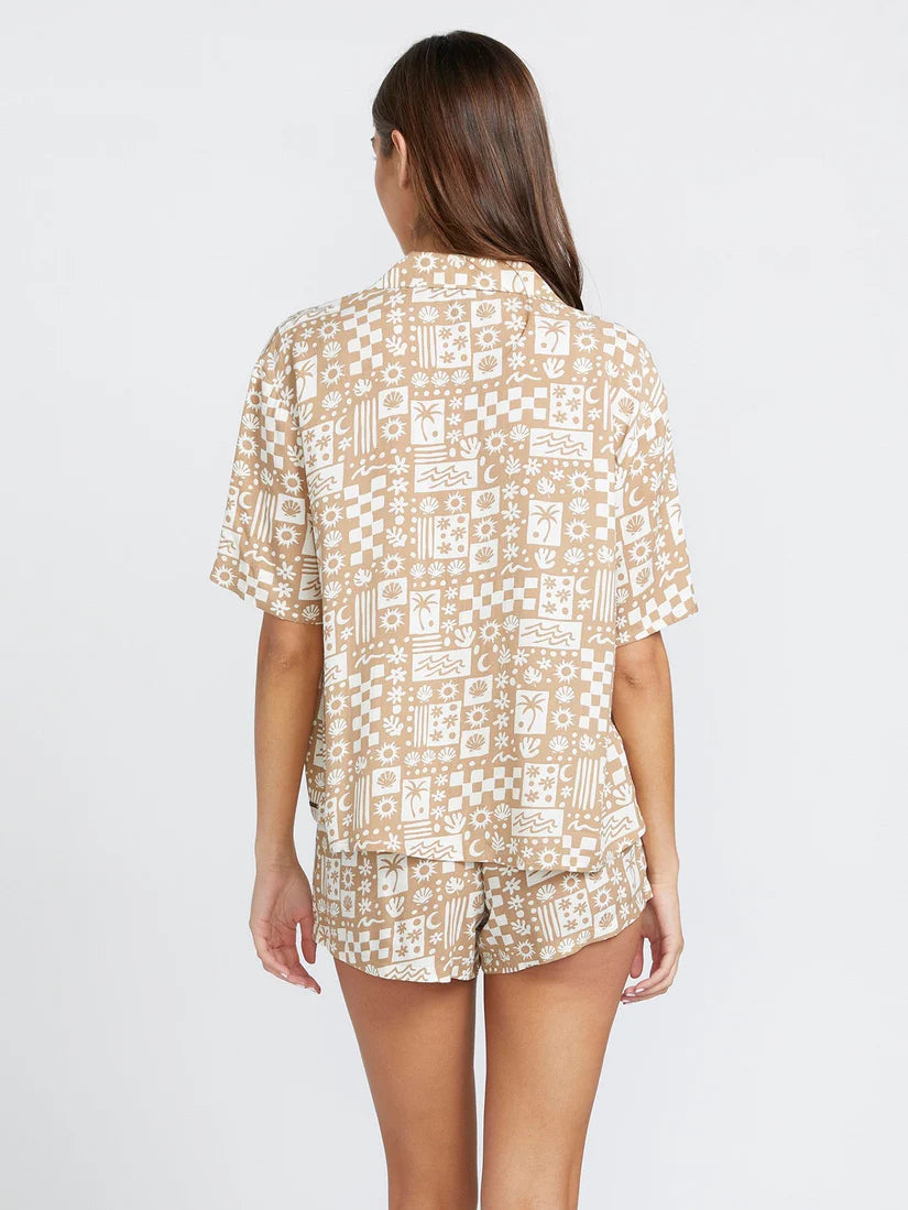 SUNNY DAZE SHORT SLEEVE SHIRT - MOCHA